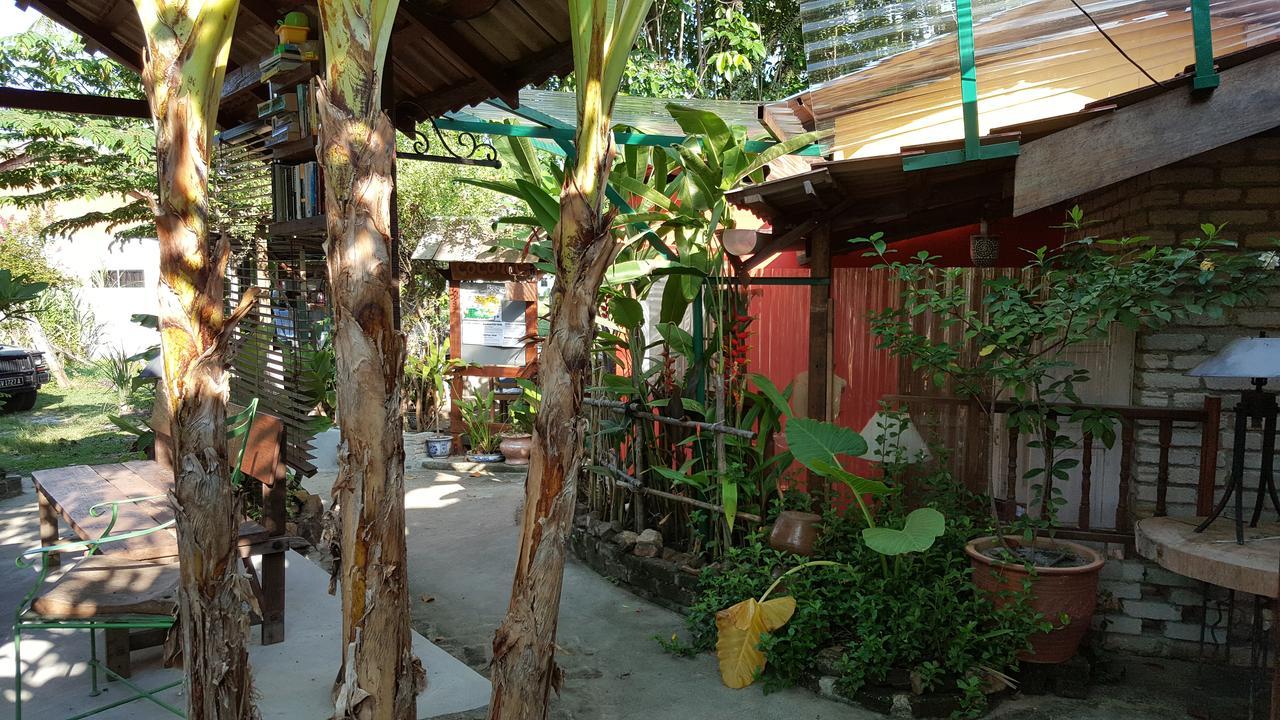 The Coconut Langkawi Hotell Pantai Cenang  Exteriör bild